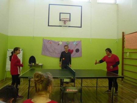 Majsterka školy v ping-pongu