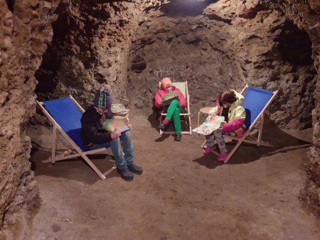 Čítanie v podzemných pivniciach