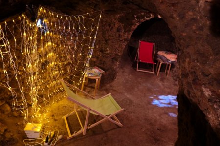 Čítanie v podzemných pivniciach