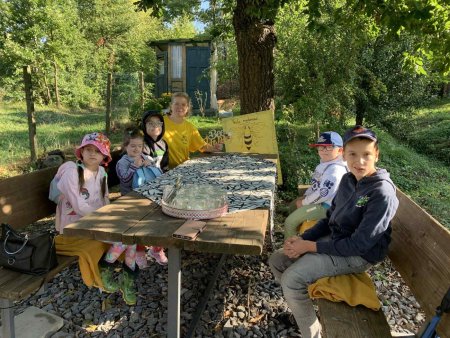 Exkurzia Včelohradu v Uňatíne