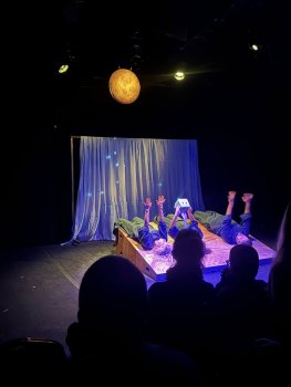 Bábkové divadlo na Rázcestí