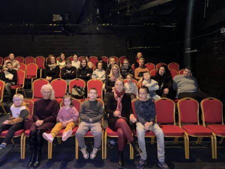 Bábkové divadlo na Rázcestí