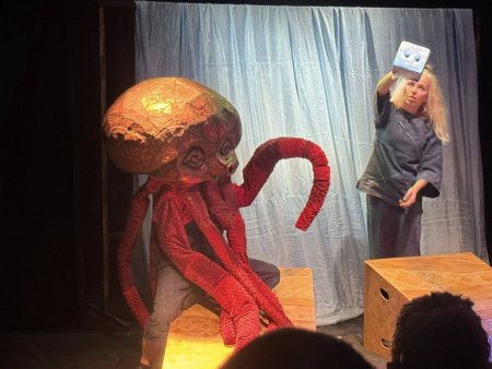 Bábkové divadlo na Rázcestí