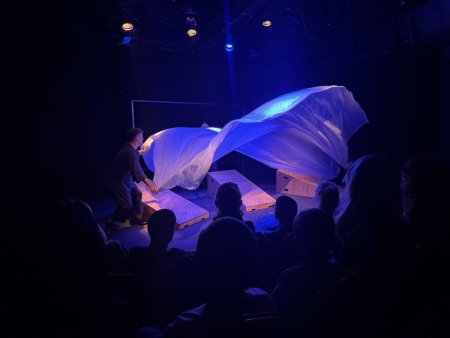 Bábkové divadlo na Rázcestí