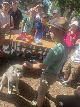 Poľovníci priniesli radosť deťom!