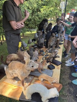 Poľovníci priniesli radosť deťom!