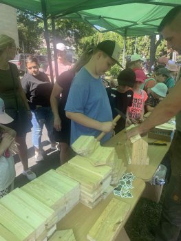 Poľovníci priniesli radosť deťom!