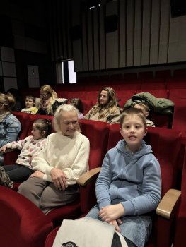 S našimi žiakmi sme navštívili kino Krupina